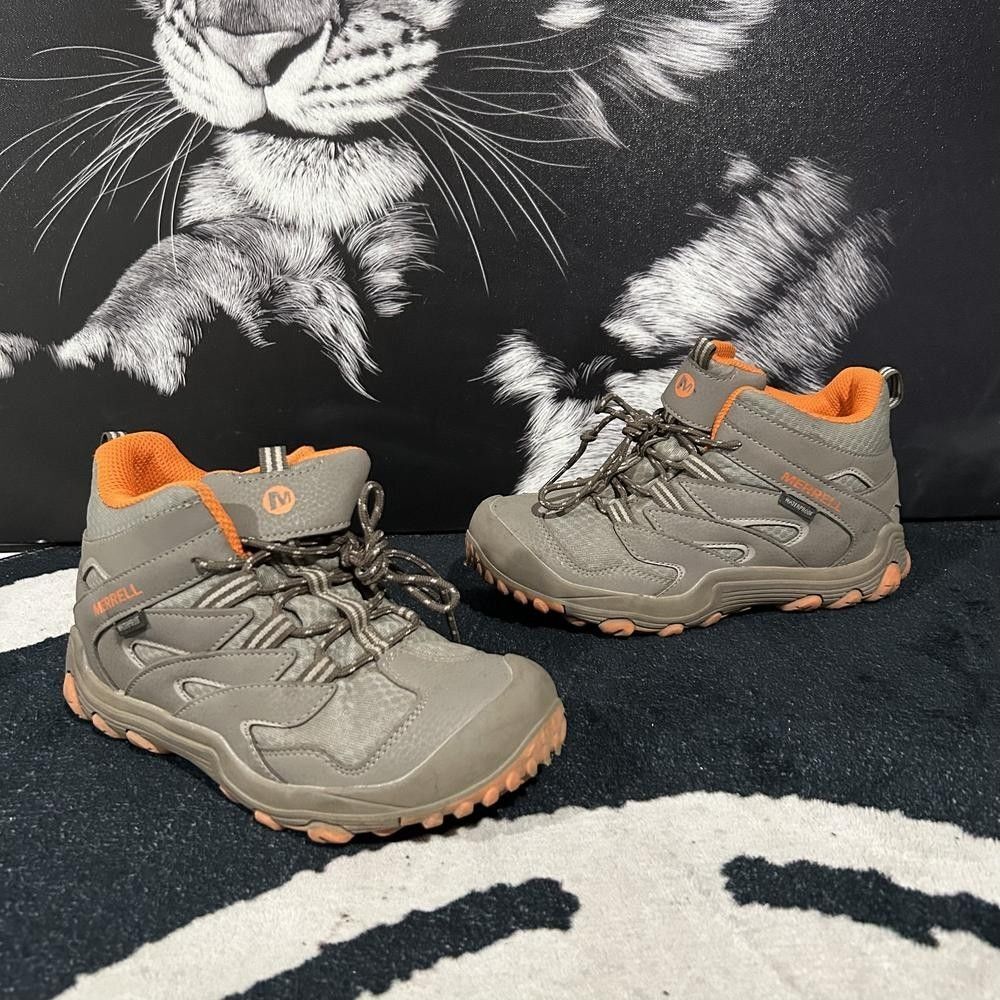 Merrell Chameleon 7 Access Mid MK262177 Hiking Boot Boys 4M Gray Leather Trail